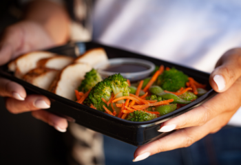 Eating Healthy in a Hurry: Top Nutrition on the Go Tips